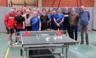 Teilnehmende des TT-Weihnachtsturniers 2025