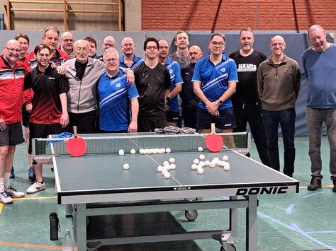 Teilnehmende des TT-Weihnachtsturniers 2025